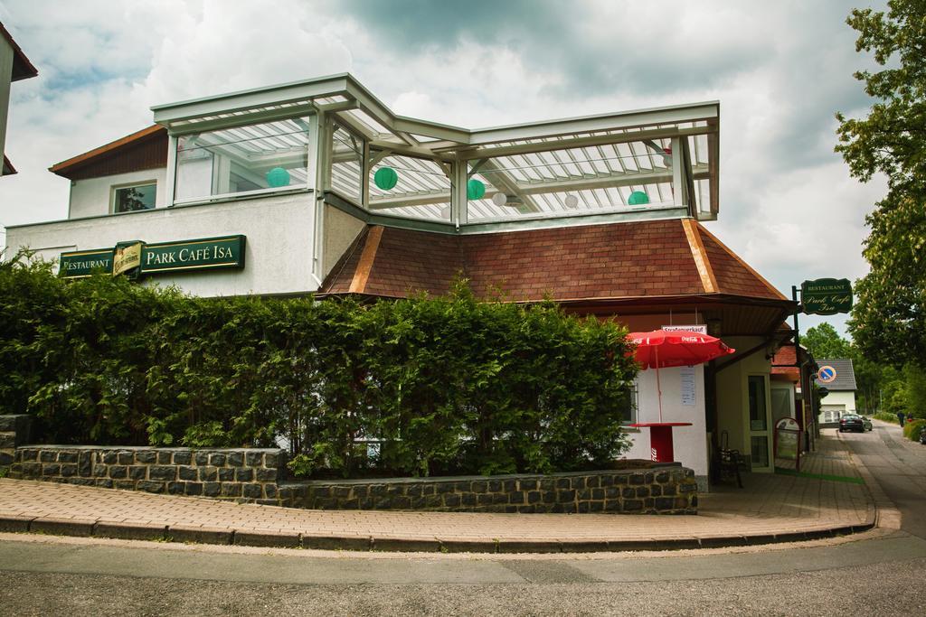 Hotel & Restaurant Park Cafe Isa Ερφούρτη Εξωτερικό φωτογραφία