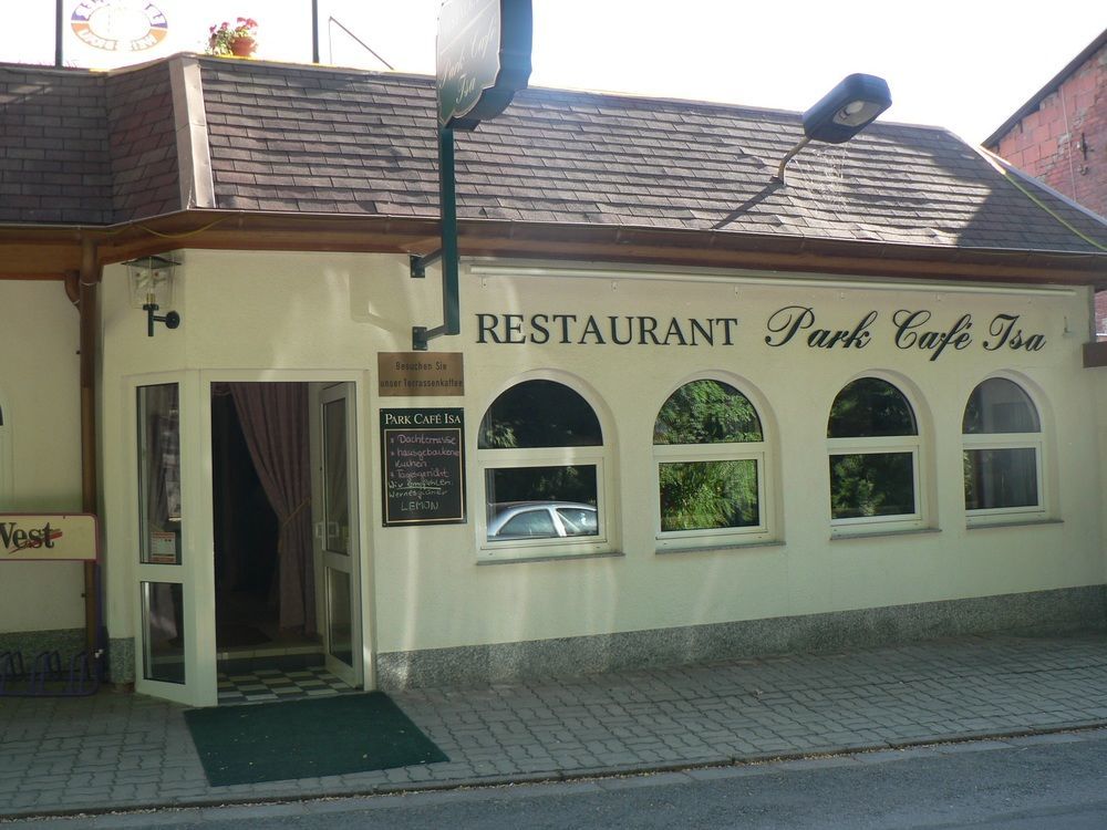 Hotel & Restaurant Park Cafe Isa Ερφούρτη Εξωτερικό φωτογραφία