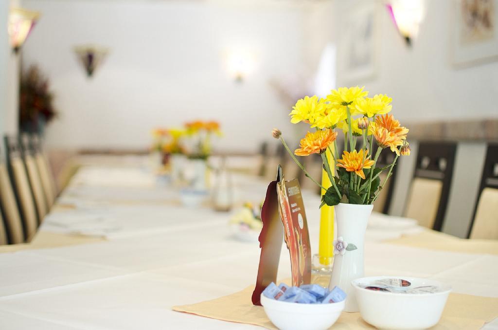 Hotel & Restaurant Park Cafe Isa Ερφούρτη Εξωτερικό φωτογραφία